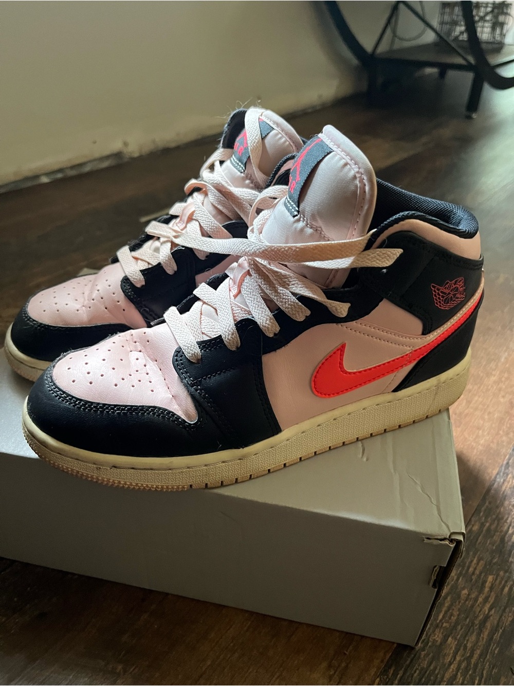Air Jordan Nike unisex shoes